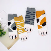 Calcetines con forma de pata de gato de dibujos animados